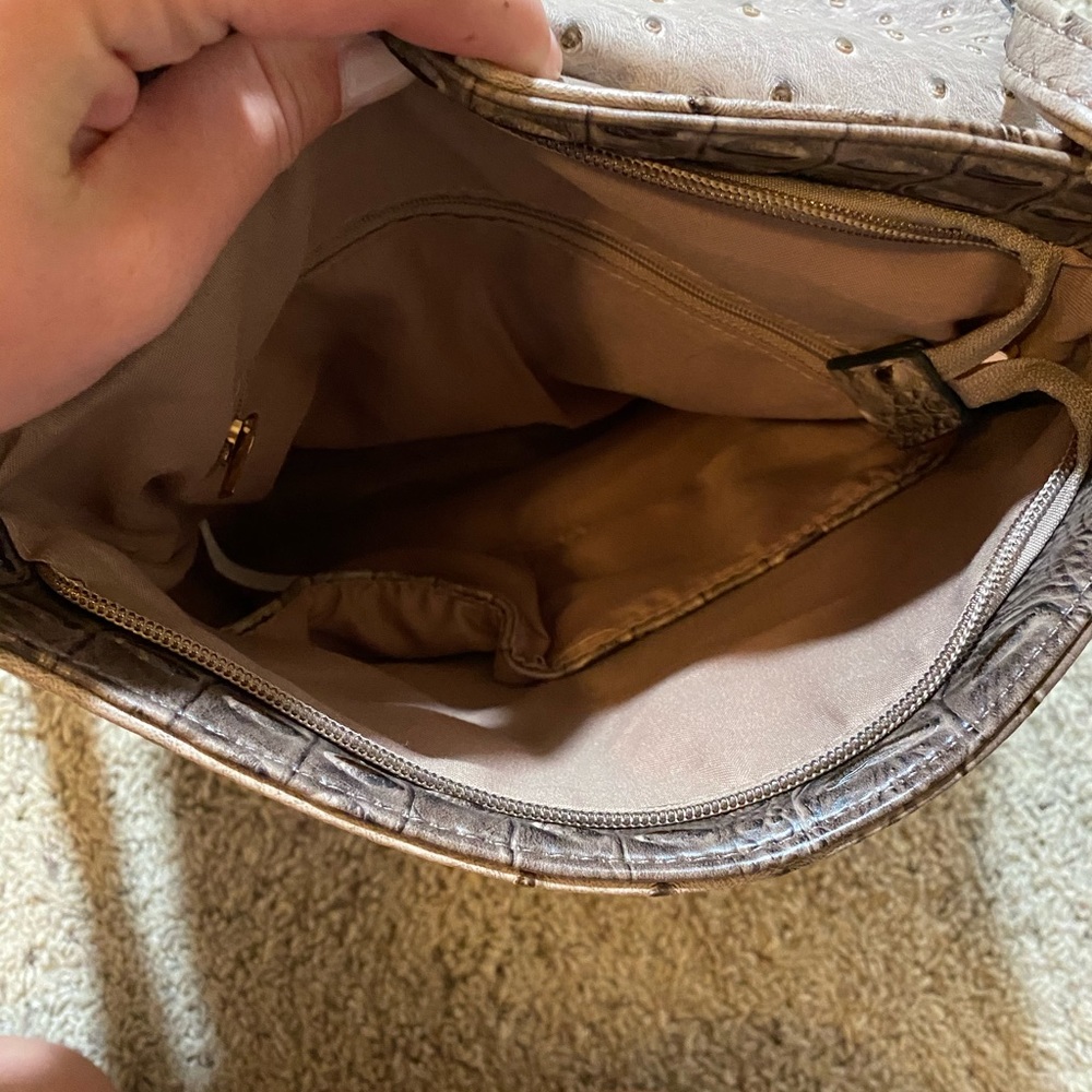 Crossbody - Picture 6 of 6